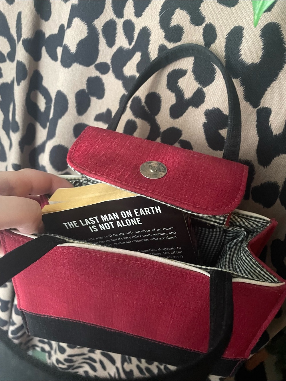 Color Block Handbag - Picture 3 of 9